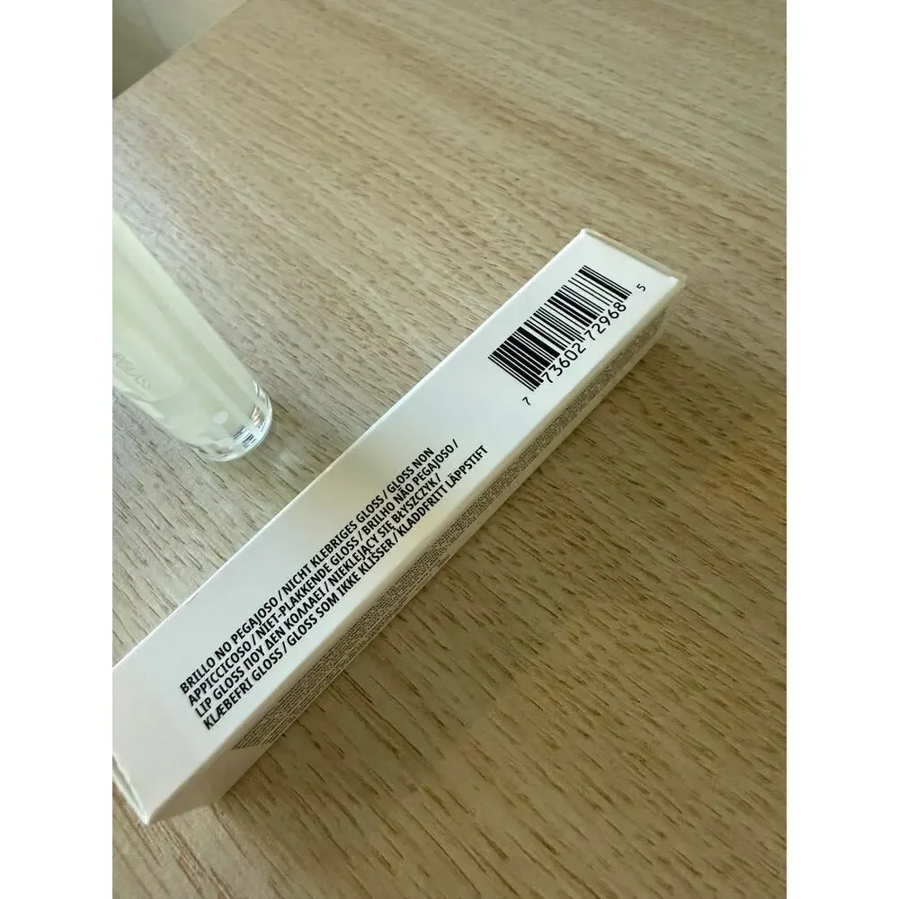 MAC Cosmetics brand new